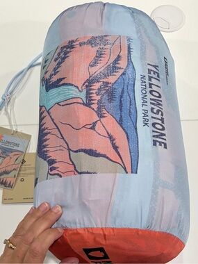 National Park Foundation Packable Camping Blanket Yellowstone NP 70x50" NWT